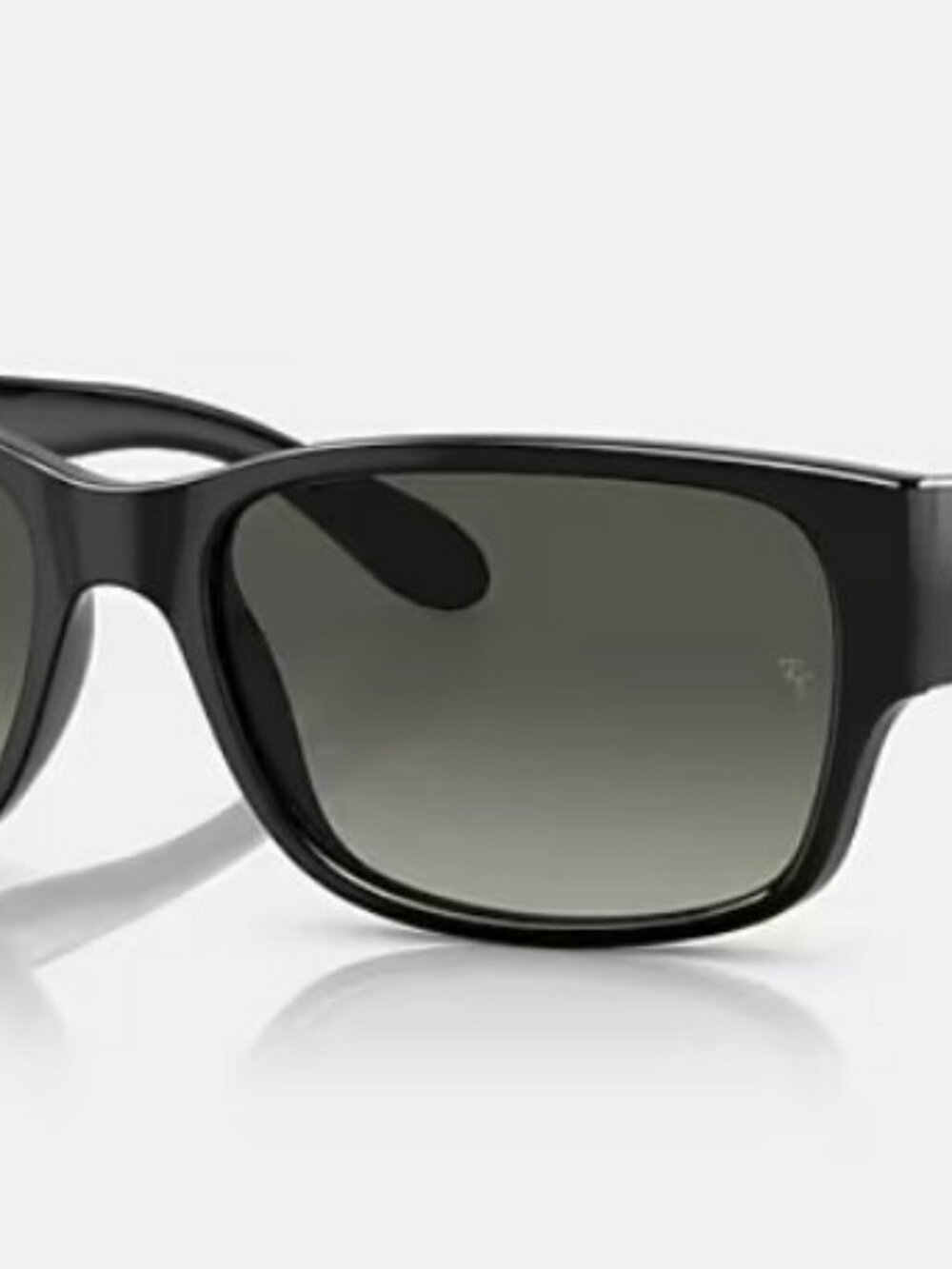 Ray-Ban Wayfarer Classic Polarized Sunglasses RB 4388 601/71 58-18